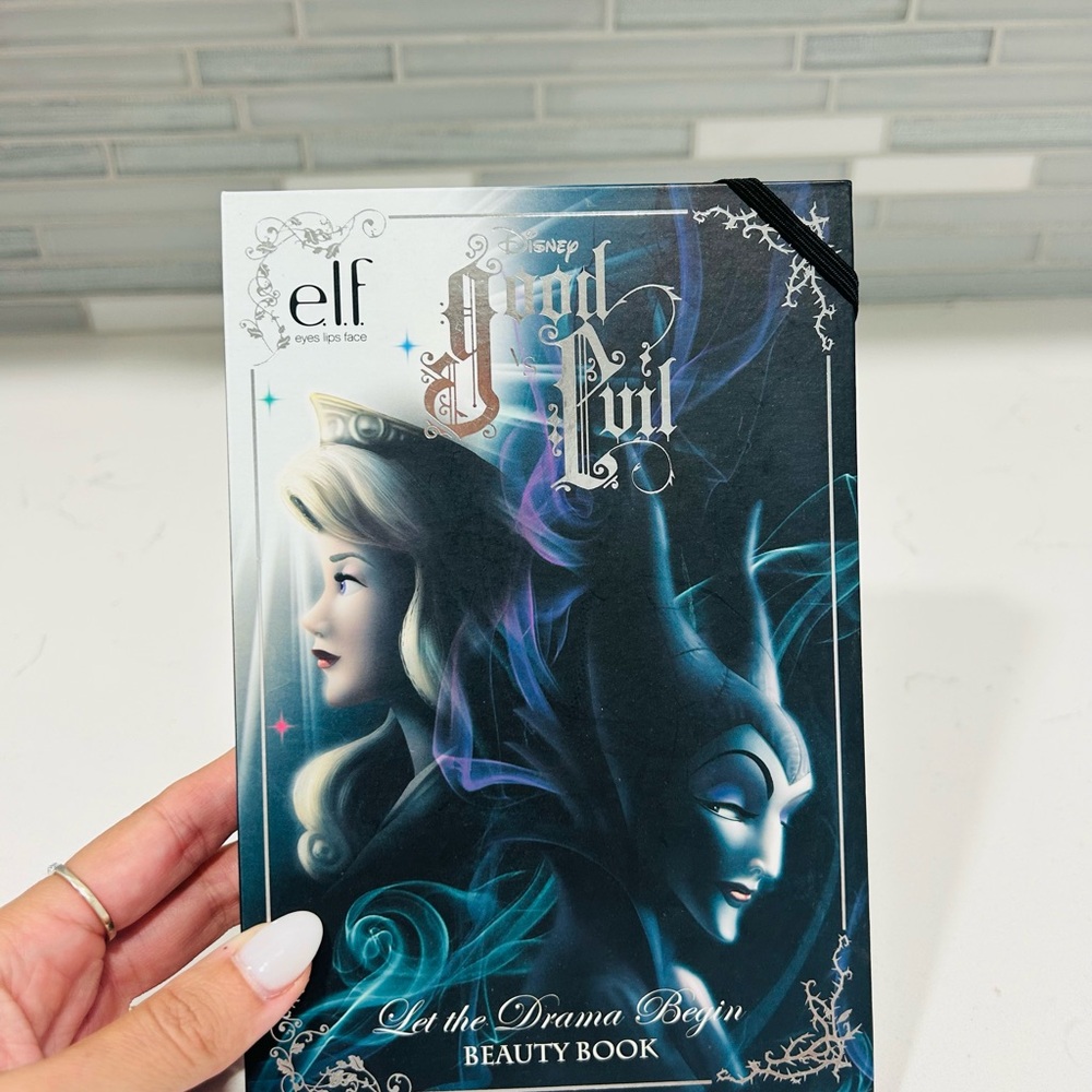 Disney e.l.f Makeup Beauty Book with Black and White Design